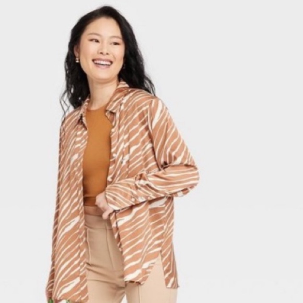 Women’s Long sleeve oversized satin button-down shirt - Brown Zebra striped